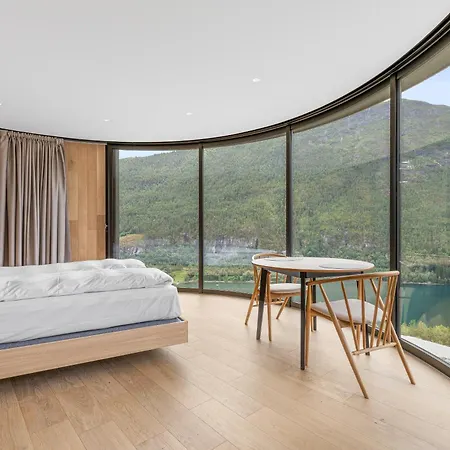 Sogndal Fjordpanorama- The Panorama View 2 Hotel Exterior photo